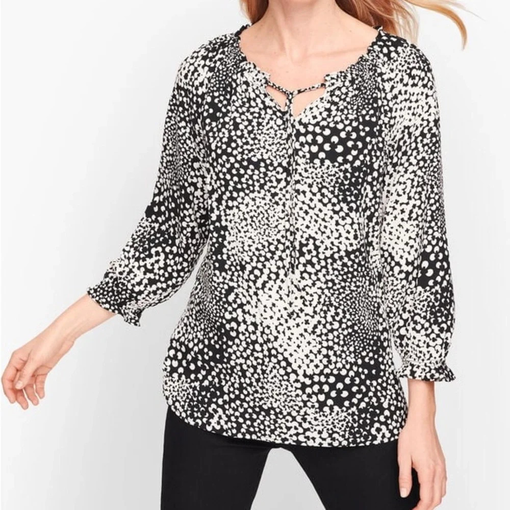 Talbots Abstract Clover Black‎ White Peasant Blouse
